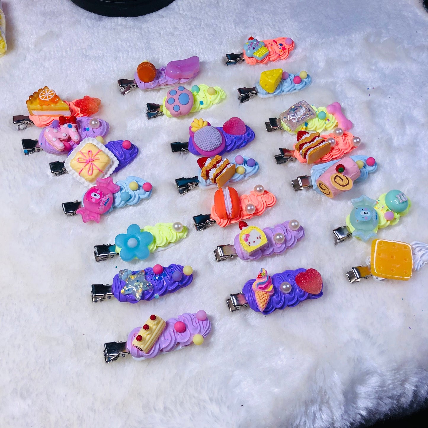 3 Piece Decoden Dent-Free Hair Clips Lucky Pack