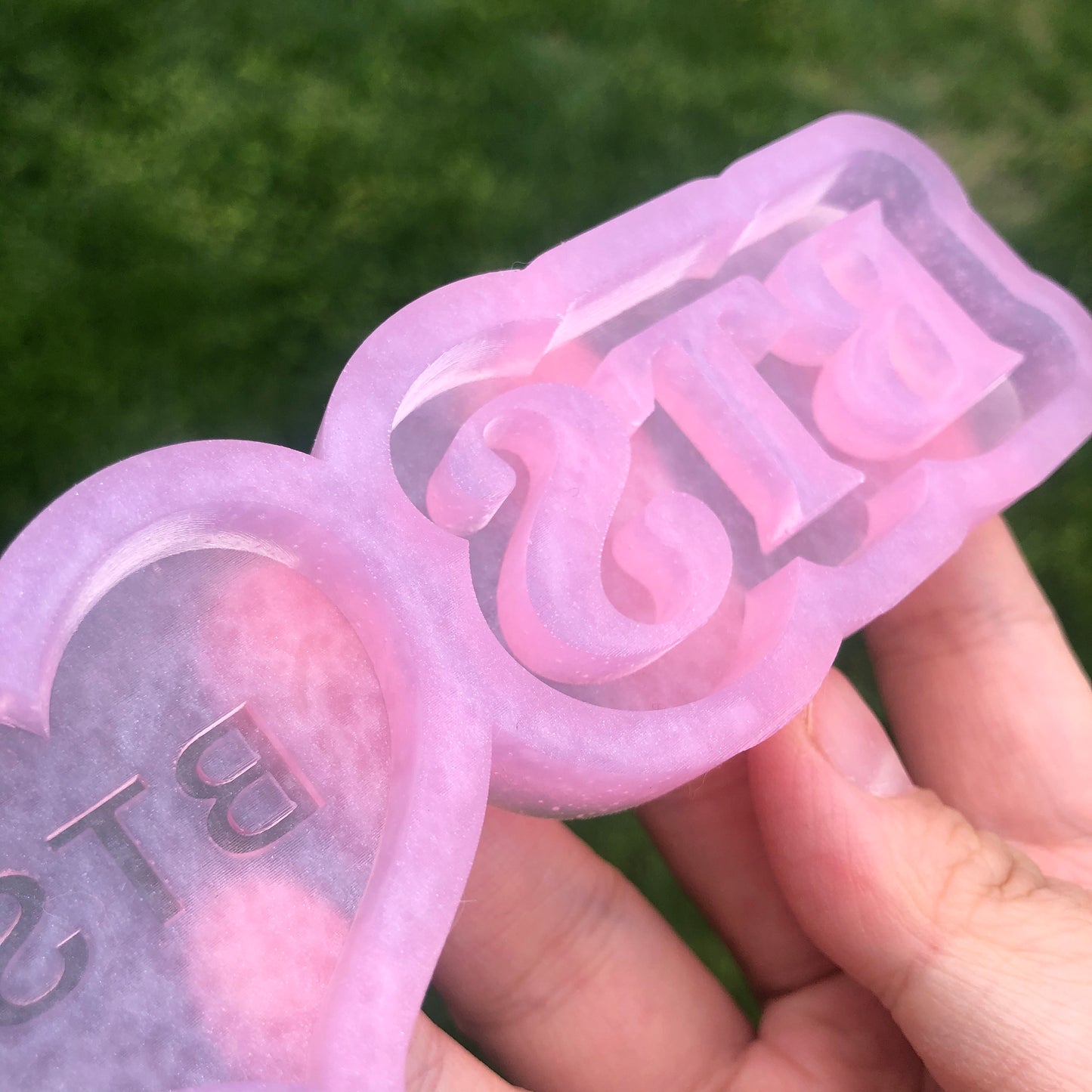 BTS Silicone Resin Shaker Mold