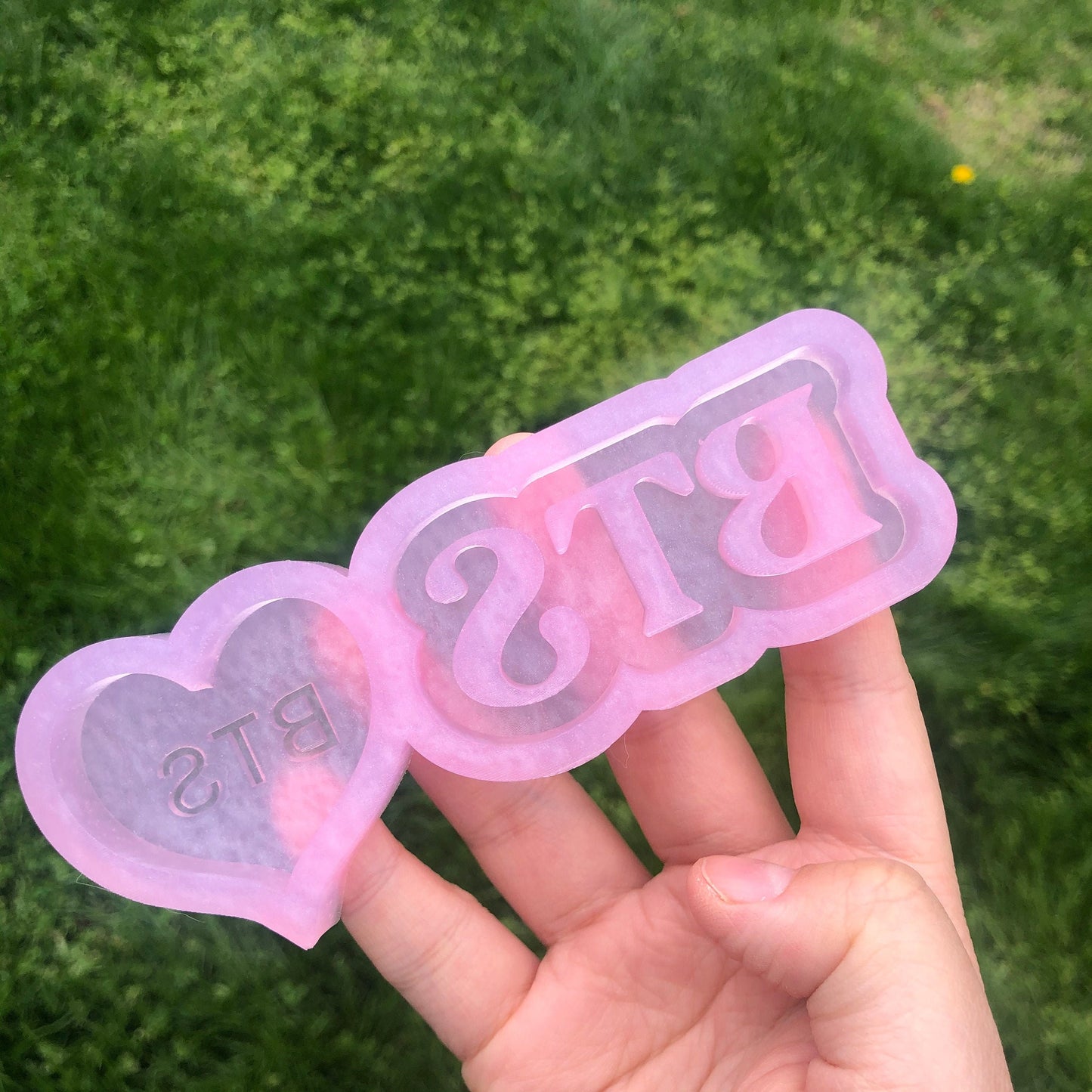 BTS Silicone Resin Shaker Mold