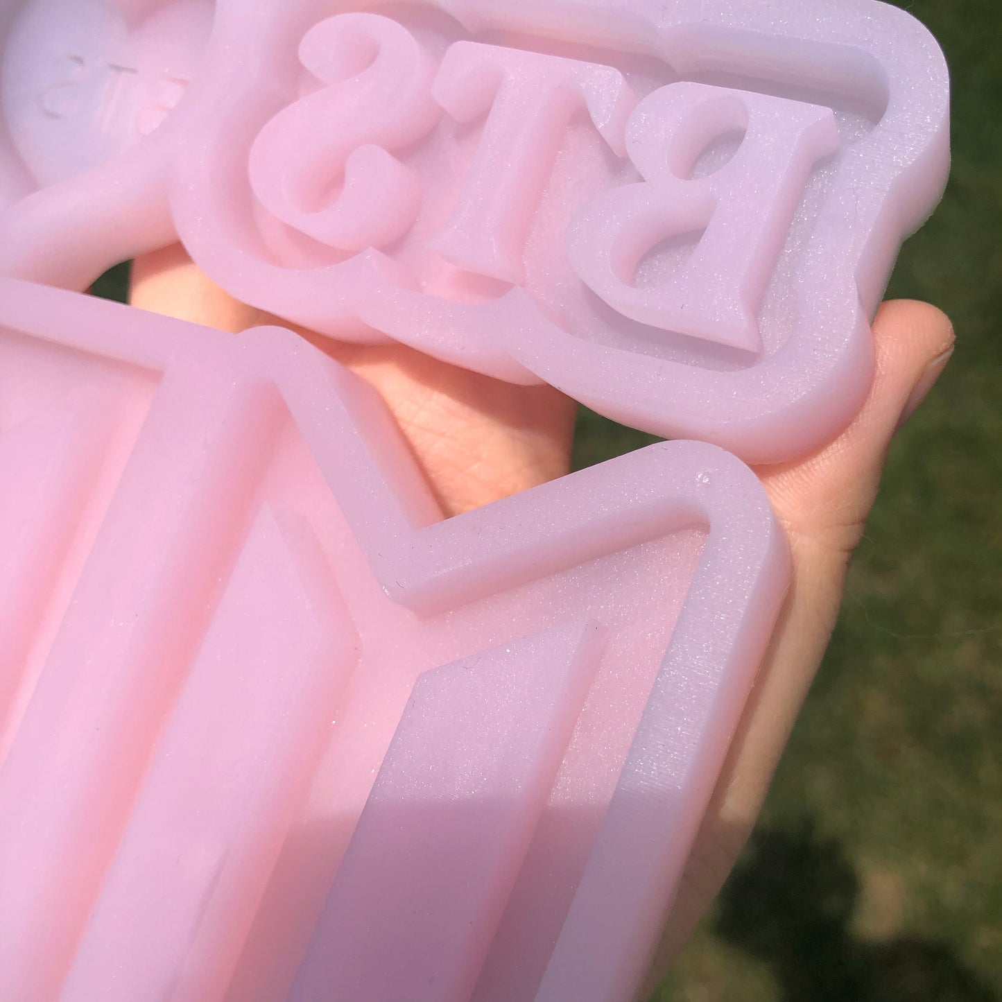 BTS Silicone Resin Shaker Mold