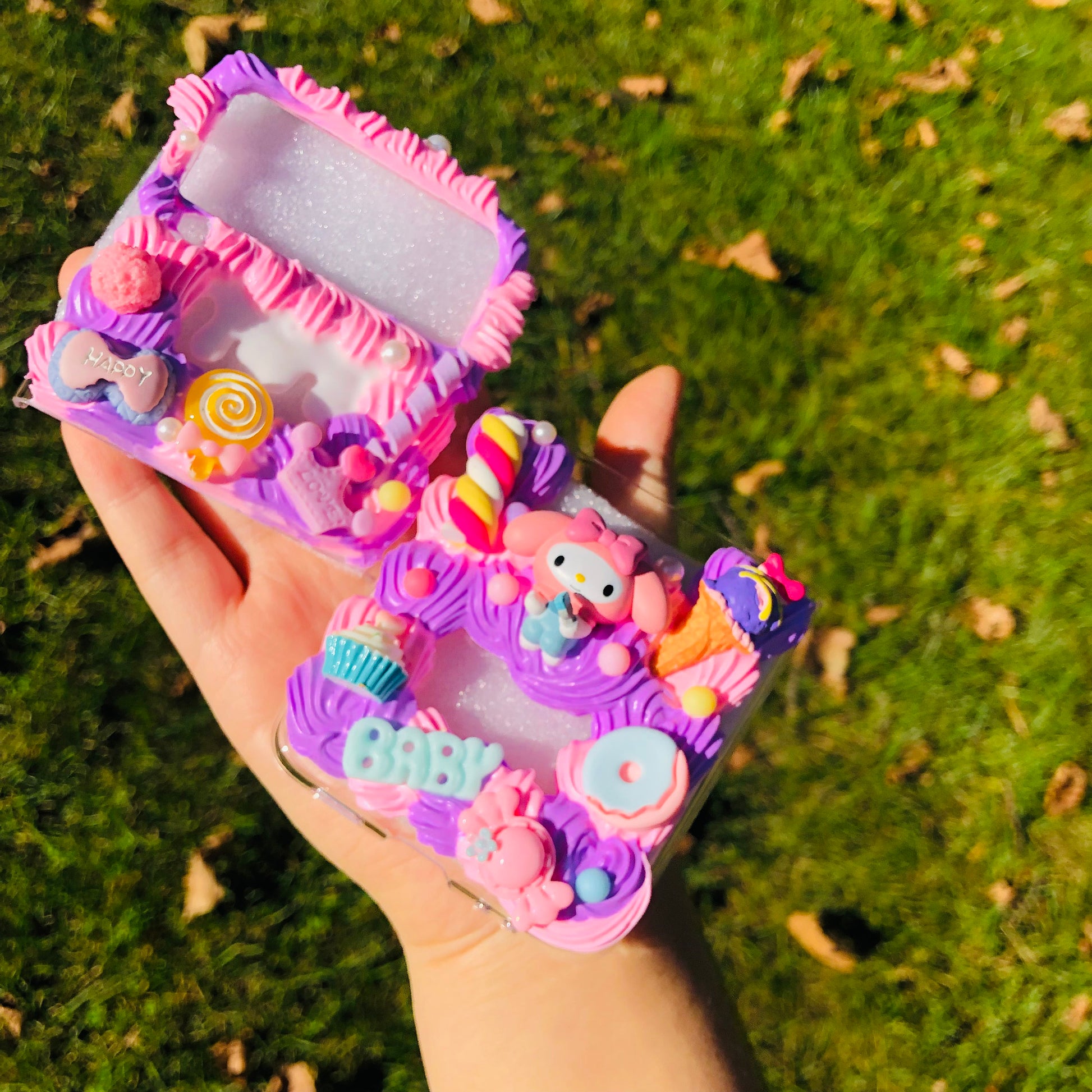 Kawaii Decoden Phone Case for Galaxy Z Flip, Flip 3, Flip 4, Flip 5 Ice  Cream Cookie 